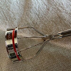 Kevyn Aucoin Eyelash Curler - Long-Lasting Curl, Stainless Steel, Pro Tool